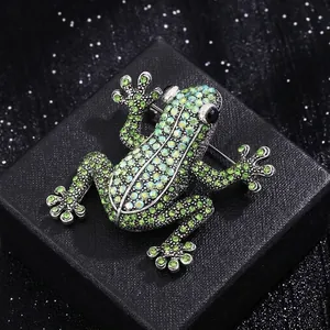Elegant green crystal frog brooch jewelry with sparkling iridescent rhinestones for women
