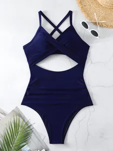 Maillot de bain une pièce bleu marine avec découpe frontale et bretelles croisées chic