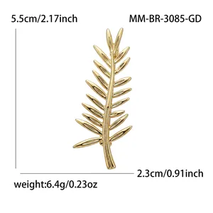 Detailed view showing the dimensions and weight of the elegant golden leaf brooch.