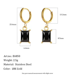 Detailed dimensions of gold rectangular black gemstone drop earrings in stainless steel.