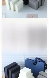 Μαγνητικά κουτιά κοσμημάτων και τσάντες δώρων σε διάφορα χρώματα για συσκευασία δώρου