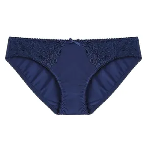Culotte sexy en dentelle brodée bleu marine avec tissu en soie de lait et joli petit nœud
