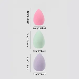 Detaillierte Abmessungen der Mini-Tropfen-Make-up-Schwämme in Pink, Grün und Lila