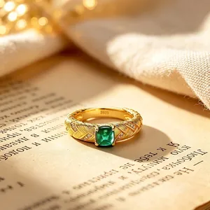 Bague en Argent Sterling 925 Émeraude de Laboratoire Vintage Texture Tissée Plaquée Or Élégante Bague en Pierre Gemme Femme