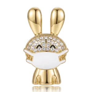 Cute Alloy Rhinestone Rabbit Brooch With Mask Design Gold Plated Animal Pin For Suit Coat Personalized Women Jewelry Accessory