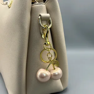 Luxury Zinc Alloy Cherry Keychain For Women Sweet Artificial Pearl Bag Pendant Charm Car Key Ring Decoration Accessory Gift