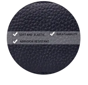 Makrodetail der Textur von schwarzem echtem Leder für eine Mini-Lippenstifttasche