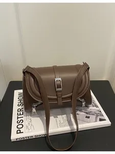 Vintage style large capacity brown leather crossbody shoulder bag for women