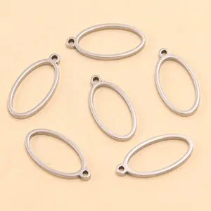 Vue détaillée de cadres de pendentifs ovales en acier inoxydable pour bijoux DIY