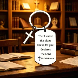 Détail du porte-clés plaque d'identité en acier inoxydable avec verset Jérémie 29:11