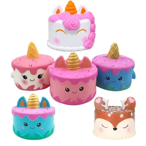 Squishy Rebond Lent Licorne Gâteau Cerf Fraise Gâteau Anti-stress PU Jouet pour Enfants Adultes Cadeau