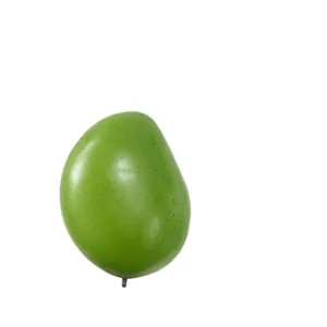 Realistische groene mango squishy stressverlichtend speelgoed op witte basis