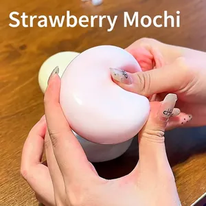 Jouet squishy mochi à la fraise rose pour soulager le stress, matériau à reprise lente