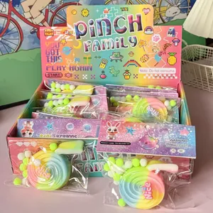 Bunte, leckere Lollipop-Squishy-Stressabbauspielzeuge in einer Verkaufsbox für Kinder