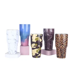 Varietà di bicchieri termici da 30oz in acciaio inox con diversi motivi creativi
