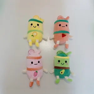 Lot de quatre porte-clés en peluche mignons en forme de tasse de thé aux fruits variés
