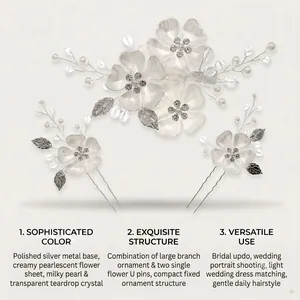 Dettaglio del set di accessori per capelli da sposa fatti a mano con perle e cristalli.