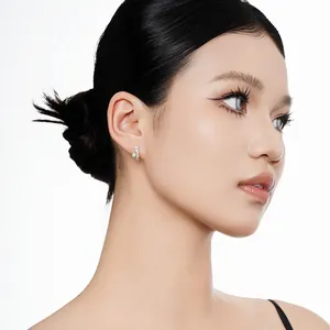 Elegant S925 sterling silver flower earrings with pearl on model in Chinese style