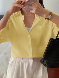 Yellow short-sleeved button-up linen shirt for women's summer vacation