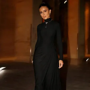 Robe longue noire moulante à manches longues de style français élégant pour femmes