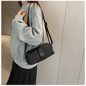 Bolso bandolera grande de tela Oxford negra para mujer, ideal para deporte y viaje