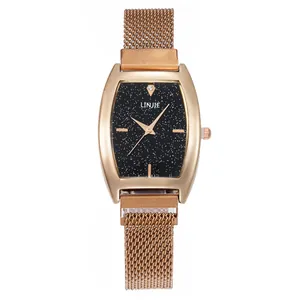 Montre à Quartz avec Cadran Ciel Étoilé pour Femme Boîtier Carré en Alliage Bracelet Magnétique en Acier Inoxydable Mode Décontractée