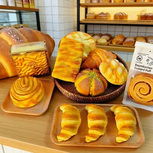 Juguetes de pan blanditos de espuma PU realistas con texturas suaves de panadería