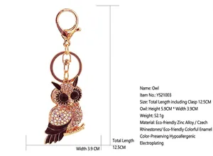 Détails du porte-clés hibou orné de strass avec dimensions et matériaux spécifiés