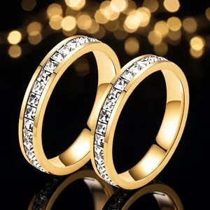 Bague Éternité Femme en Acier Titane Incrustée de Strass Or Argent Or Rose Bijoux de Mode Minimalistes Cadeau