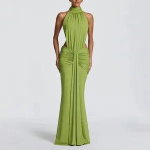 Élégante robe de soirée dos nu vert citron avec taille froncée et découpes sur le côté