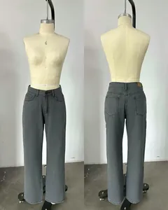 Vues détaillées de face et de dos du jean gris vintage délavé à la taille haute