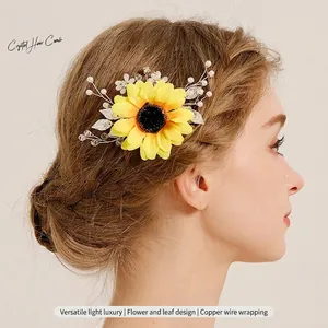 Peigne à Cheveux de Mariée Fait Main Tournesol en Tissu Fil d'Alliage Argent Künstliche Perles Blanches Cristaux Mariage Bijoux