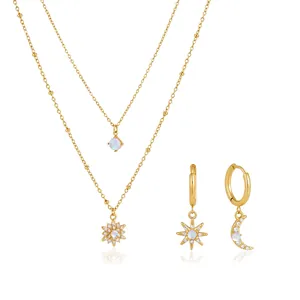 Parure de bijoux en acier inoxydable 316L doré avec pendentifs lune et soleil raffinés