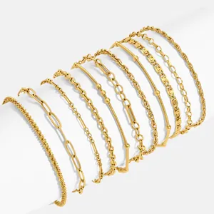 Juego de 10 pulseras de cadena de acero inoxidable doradas con diseños minimalistas