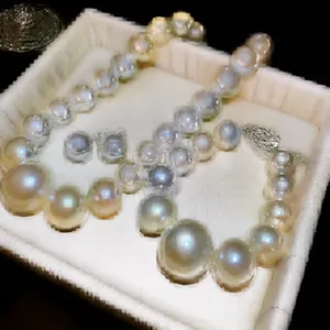 Elegante set di gioielli di perle con collana bracciale e orecchini a lobo