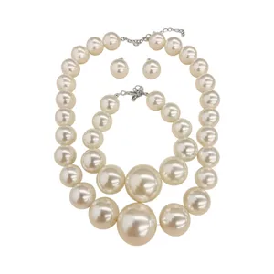 Elegante set di gioielli di perle in stile francese con collana bracciale e orecchini