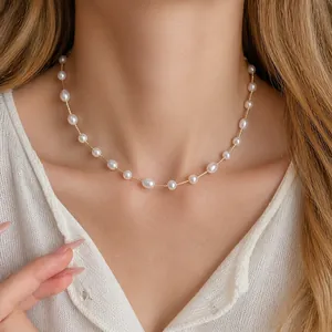 Elegante Franse vintage parelketting voor dames met kleine parels en gouden ketting