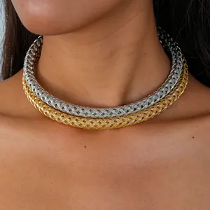 Collier Ras de Cou en Métal Tressé Minimaliste pour Femmes Style Froid Croix Géométrique Collier Ouvert Bijoux de Mode