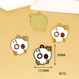 Detailed size specifications for Halloween skull enamel charms with crown and star eyes