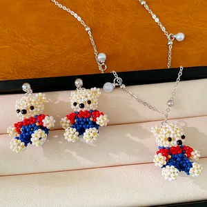 Hand Woven Glass Beaded Bear Jewelry Set Pendant Necklace And Stud Earrings For Women Pearl Embellished Sweater Chain Gift