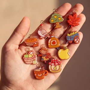Ciondoli in Lega di Smalto Cartoon per il Raccolto Autunnale Foglia d'Acero Spaventapasseri Torta di Zucca Charms per Fai da Te Collana Braccialetto Accessori