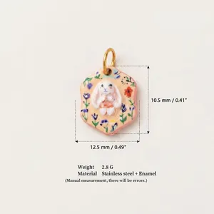 Détails du pendentif en émail avec lapin fait main, dimensions et poids affichés