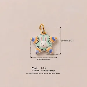 Vue détaillée pendentif étoile lapin dessin animé avec taille 15,6mm et matériau acier