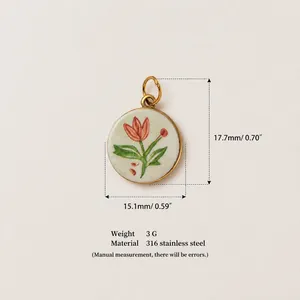 Detail view of a 316 stainless steel floral pendant with dimensions and weight specs.