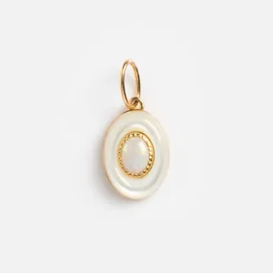 Detailed view of the iridescent opal stone and pearlescent oval frame of the pendant.