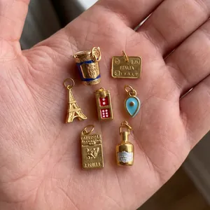 Charms DIY en Acier Inoxydable Plaqué Or 18K pour Chaussures Fabrication de Bijoux Tour Eiffel Bouteille de Rhum Paquet de Cigarettes