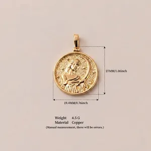 Vergoldeter Kupferanhänger mit Relief von Frau und Mond inklusive Maßen