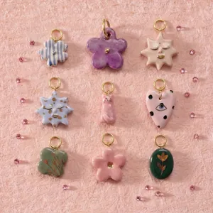 Vintage Copper Enamel Heart Flower Pendants Rhinestone Colorful Dripping Oil Charms For Women DIY Necklace Jewelry Accessory
