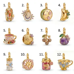 Collezione di 12 ciondoli in acciaio inossidabile a tema cibo e natura con finitura oro 18K