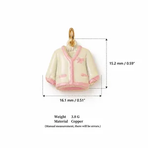 Detailed size guide for a beige and pink sweater-shaped copper jewelry charm.